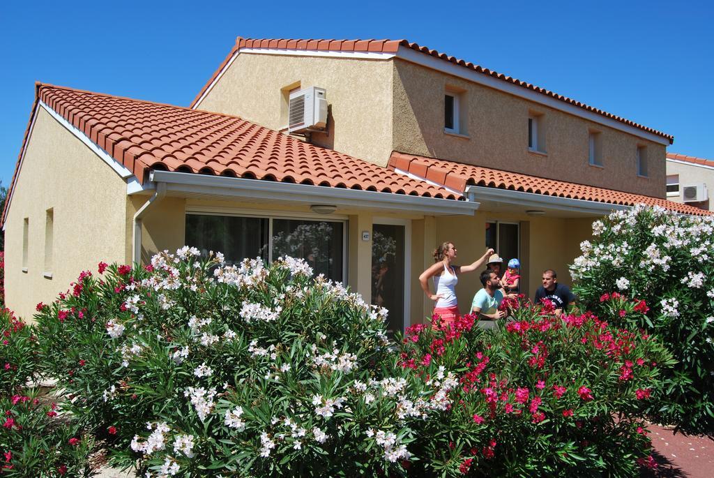 Lagrange Grand Bleu Vacances - Residence Le Mas De Торрей Экстерьер фото