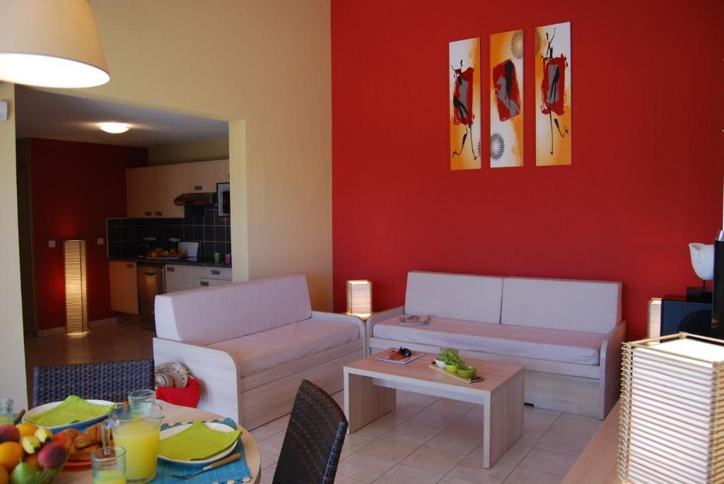 Lagrange Grand Bleu Vacances - Residence Le Mas De Торрей Номер фото