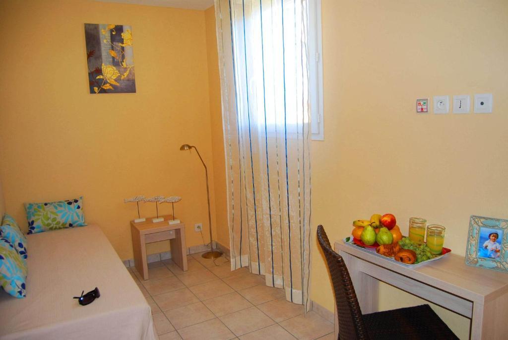 Lagrange Grand Bleu Vacances - Residence Le Mas De Торрей Номер фото