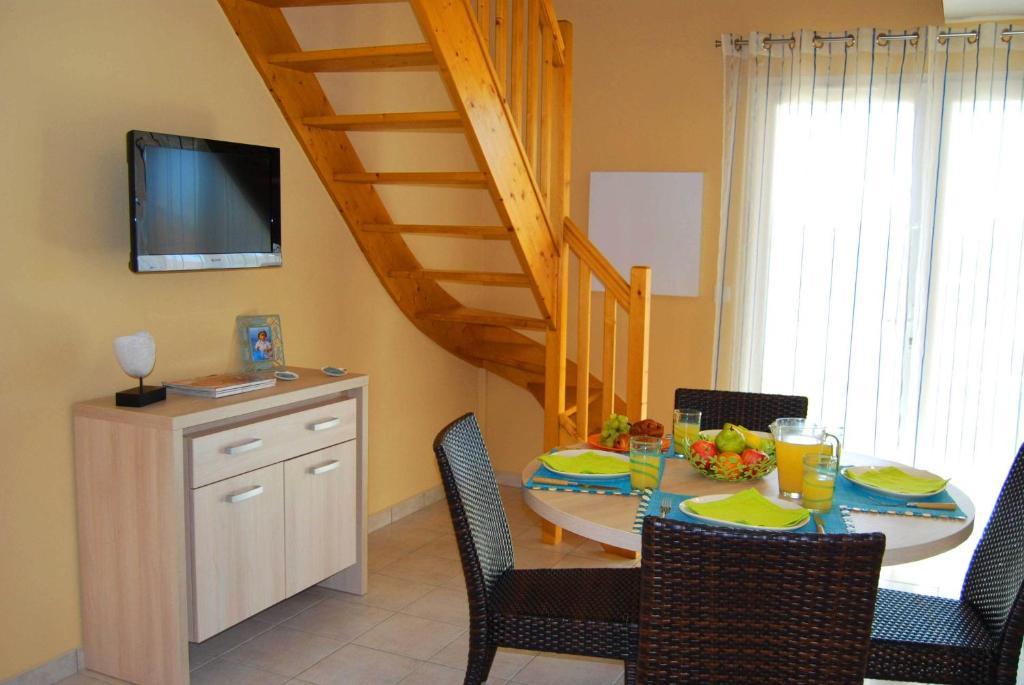 Lagrange Grand Bleu Vacances - Residence Le Mas De Торрей Номер фото